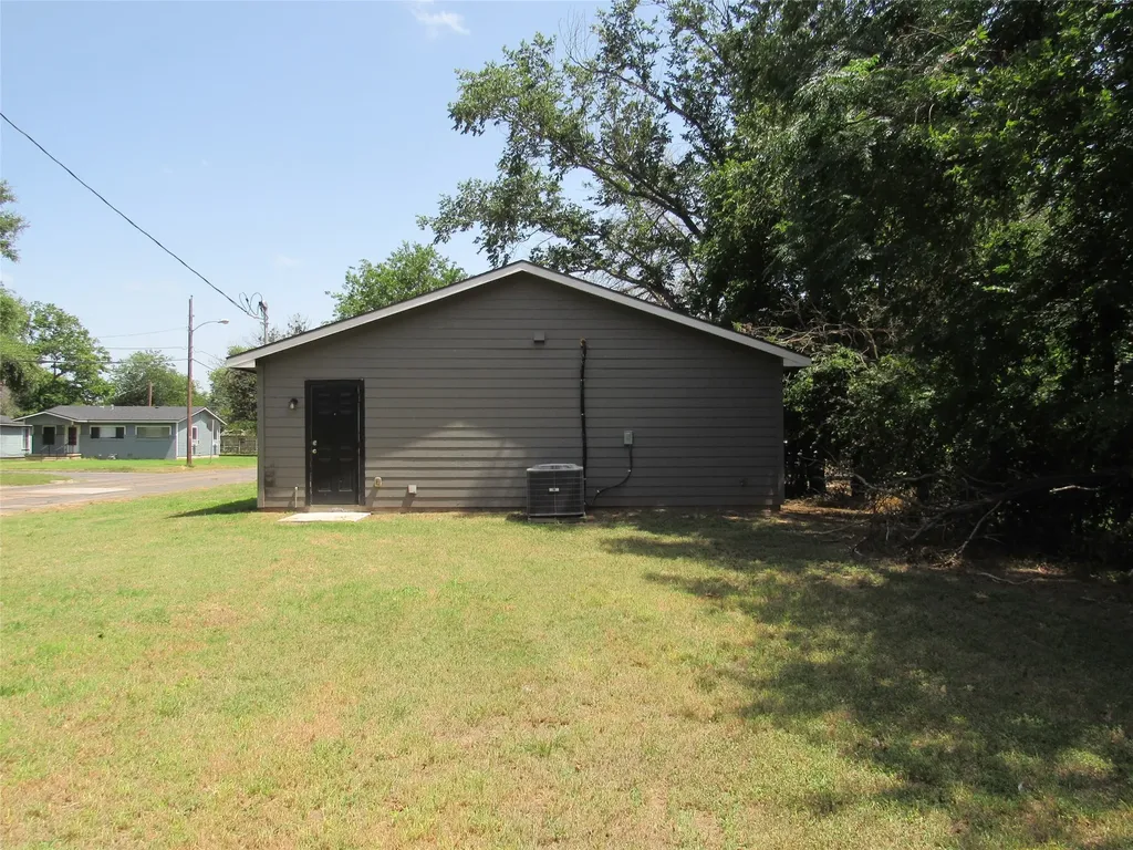 544 Lenox Street Waco TX 76704