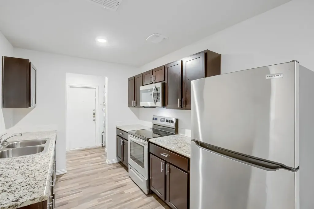 544 Lenox Street Waco TX 76704