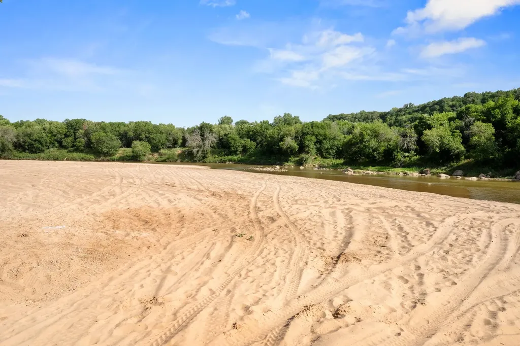 800 River View Road Millsap TX 76066