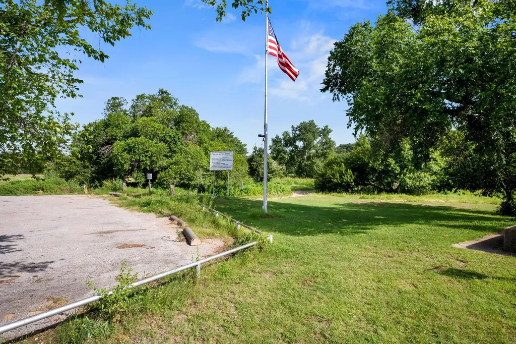 800 River View Road Millsap TX 76066