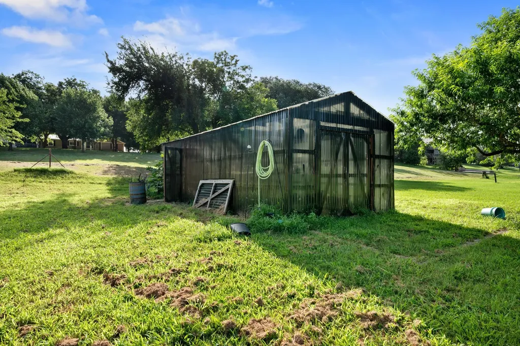 800 River View Road Millsap TX 76066