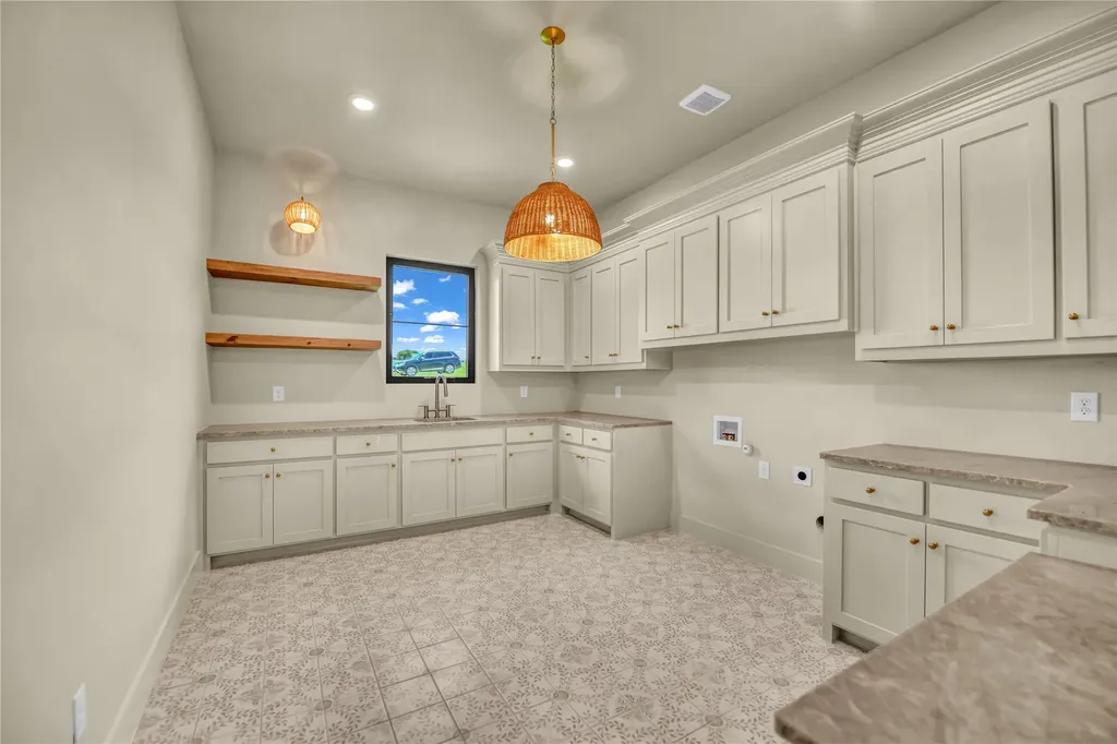 4001 Charleston Peak Aledo TX 76008