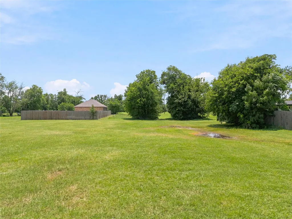 2825 S 7th Street Waco TX 76706