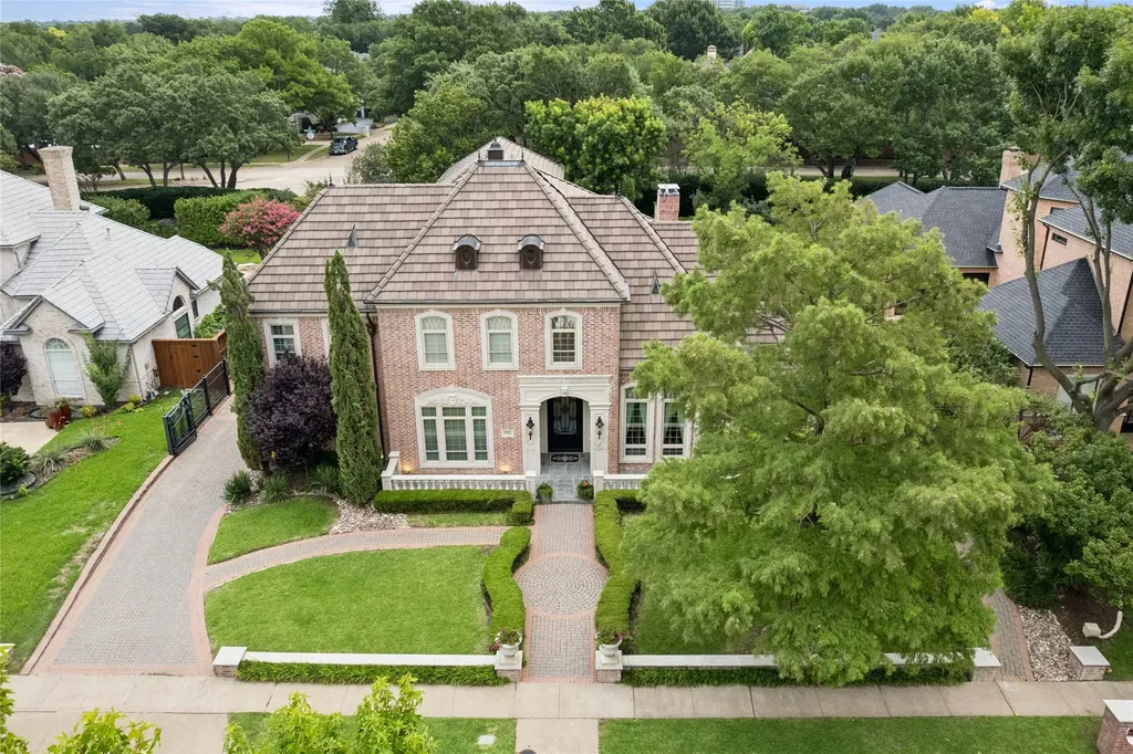 1800 Windermere Drive Plano TX 75093