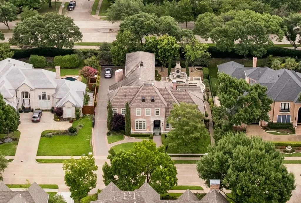 1800 Windermere Drive Plano TX 75093