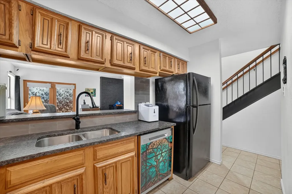 1 Meadow Lane Bedford TX 76021