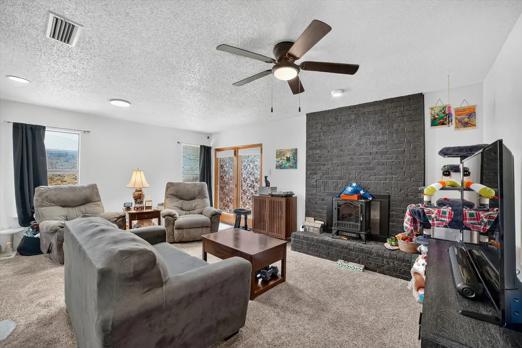 1 Meadow Lane Bedford TX 76021