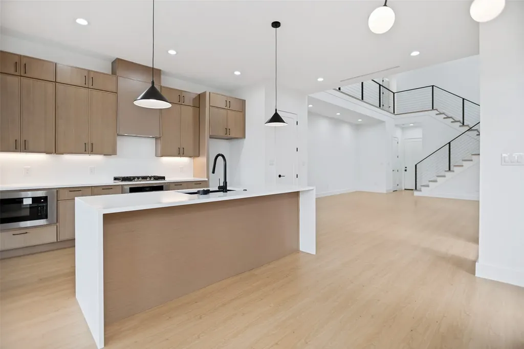 1837 Pollard Street Dallas TX 75208