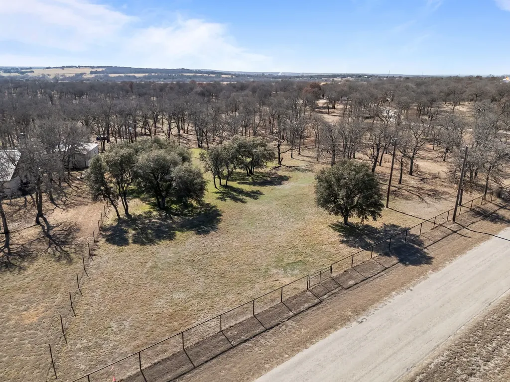 142 Clearwater Drive Poolville TX 76487