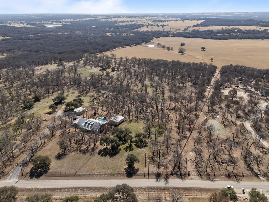 142 Clearwater Drive Poolville TX 76487