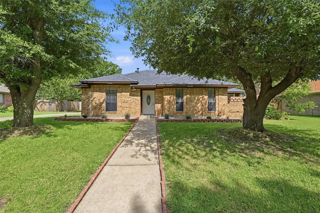 3110 Normandy Drive Sherman TX 75090