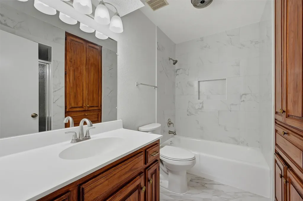 3110 Normandy Drive Sherman TX 75090