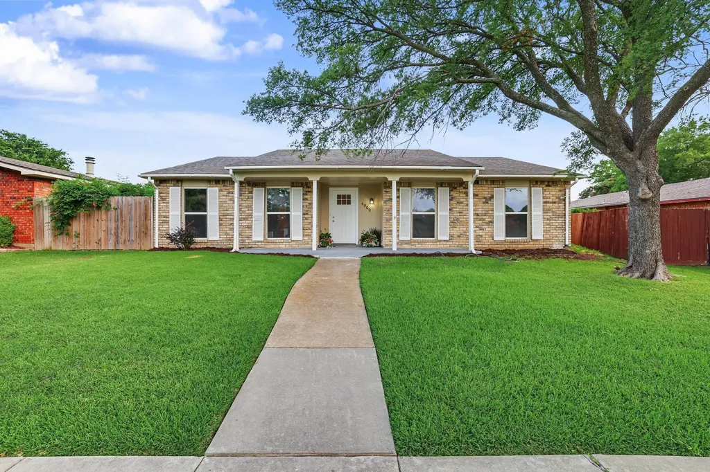 4909 N Colony Boulevard The Colony TX 75056