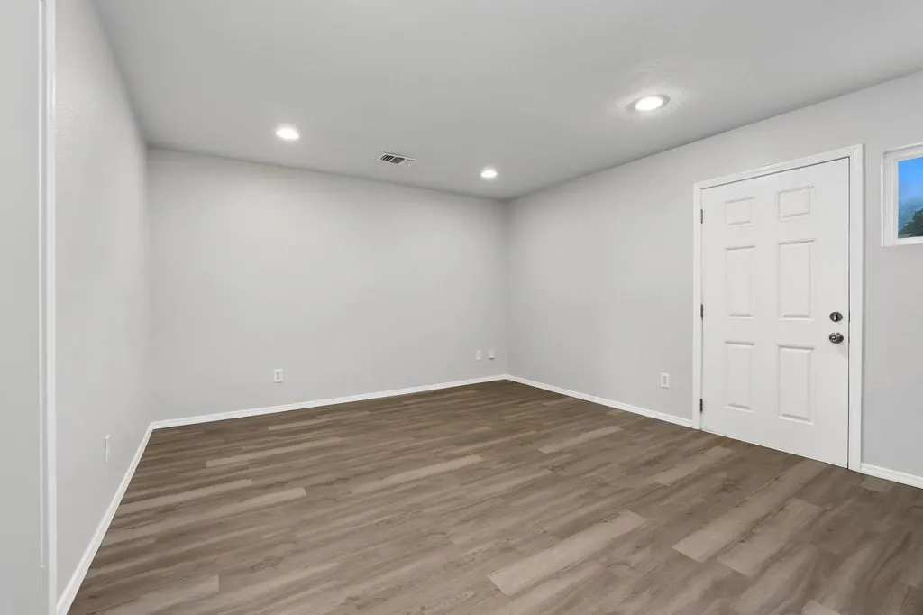 4909 N Colony Boulevard The Colony TX 75056