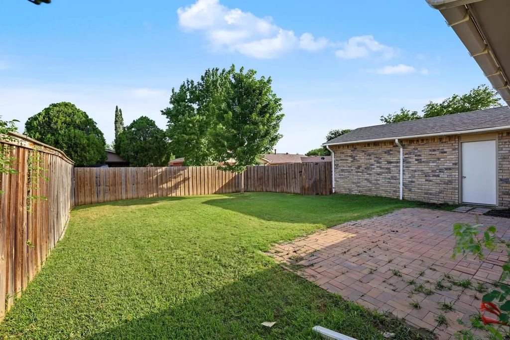 4909 N Colony Boulevard The Colony TX 75056