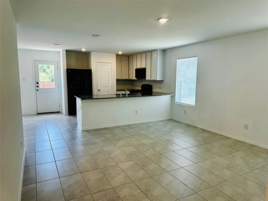 1275 Eclipse Lane Crandall TX 75114