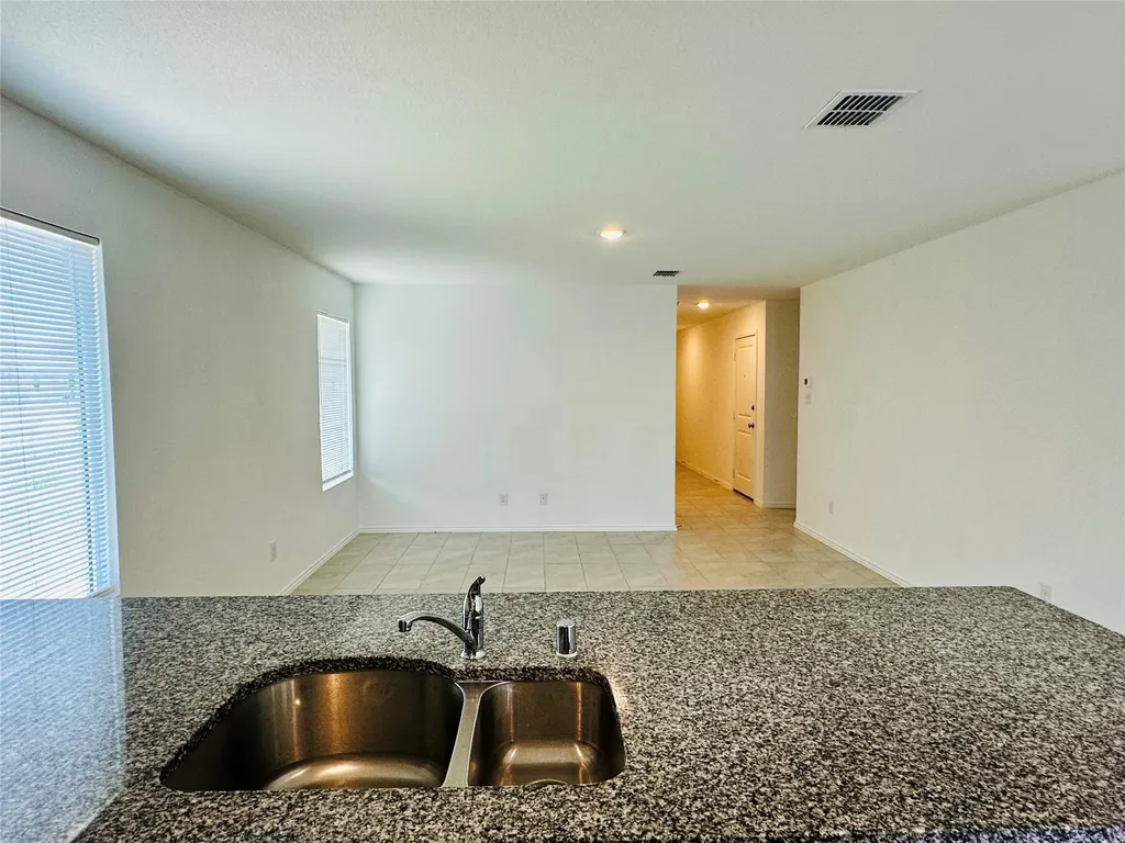 1275 Eclipse Lane Crandall TX 75114
