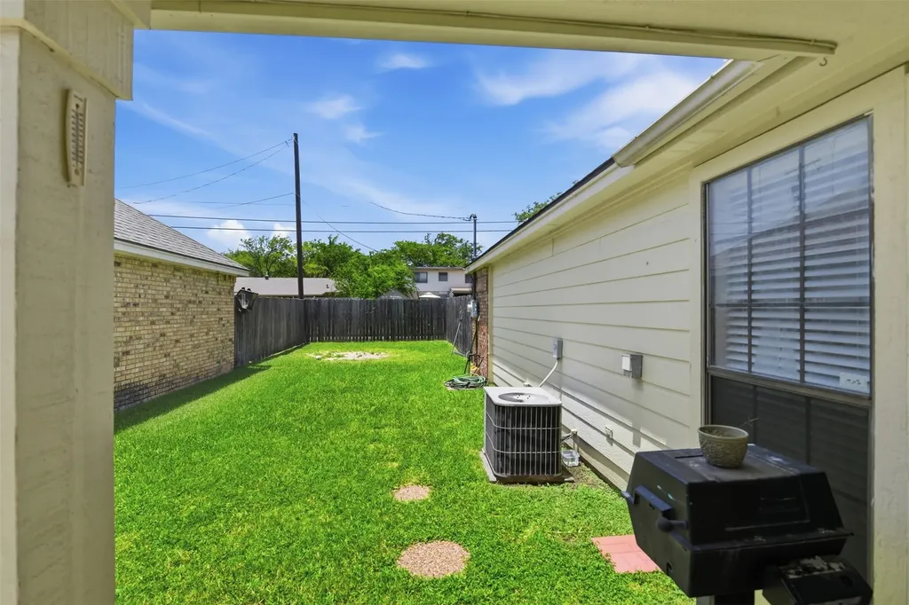 747 Monique Cedar Hill TX 75104