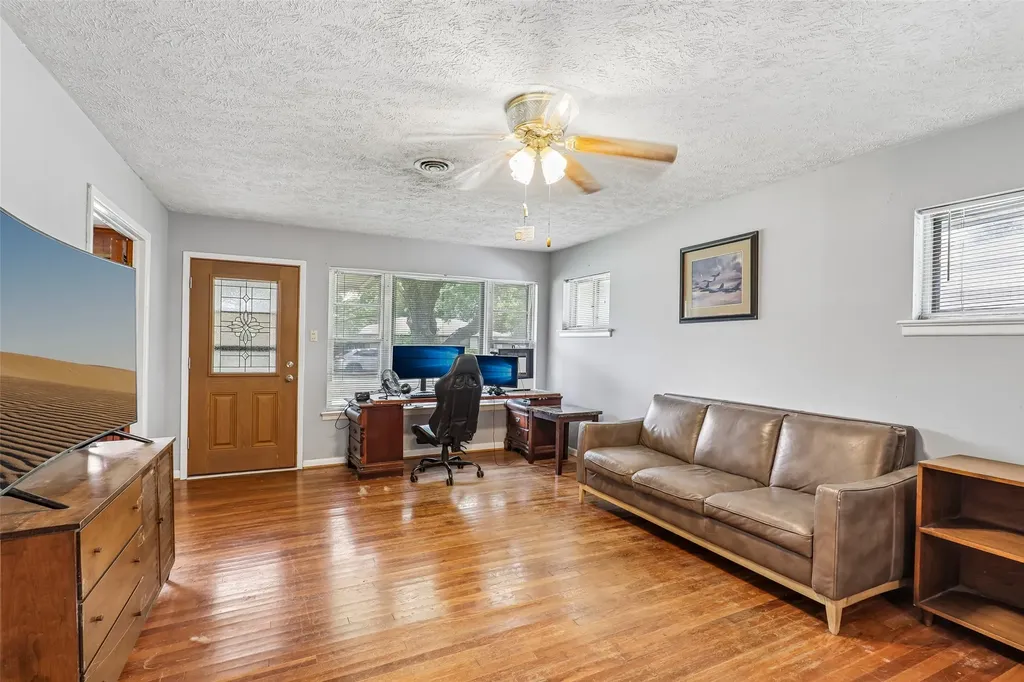 600 Westwood Drive Richardson TX 75080