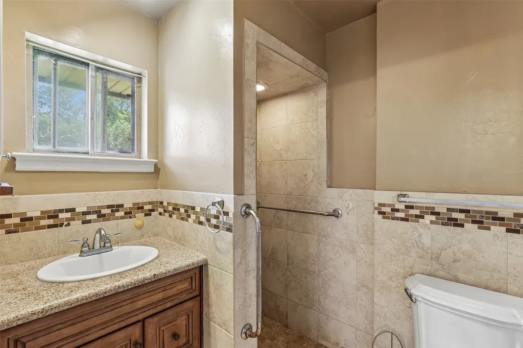600 Westwood Drive Richardson TX 75080