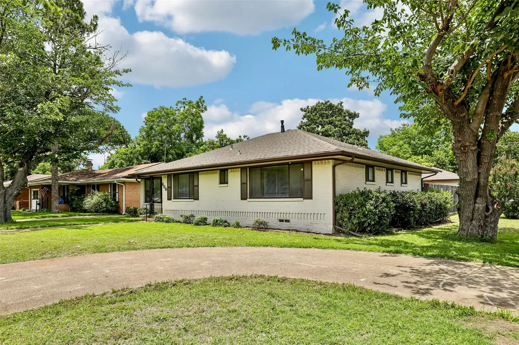 600 Westwood Drive Richardson TX 75080