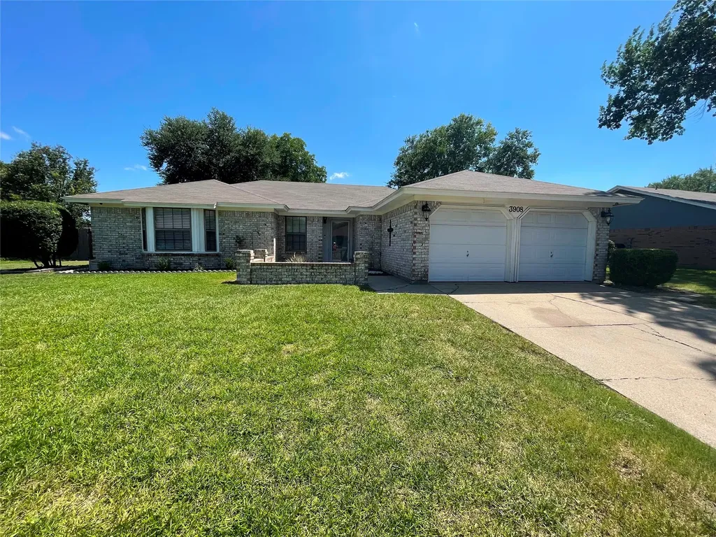 3908 Chestnut Street Fort Worth TX 76137