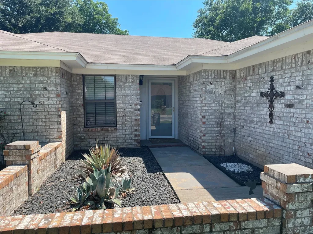 3908 Chestnut Street Fort Worth TX 76137