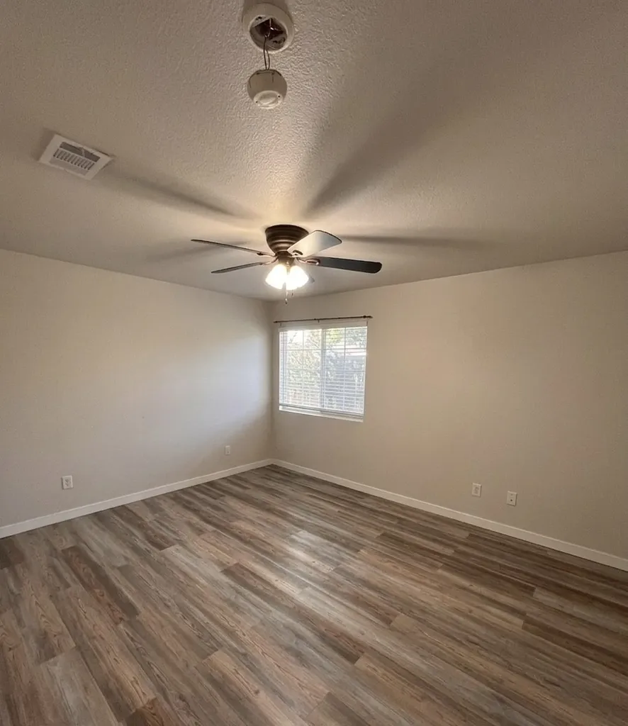 2336 Summit Lane Dallas TX 75227