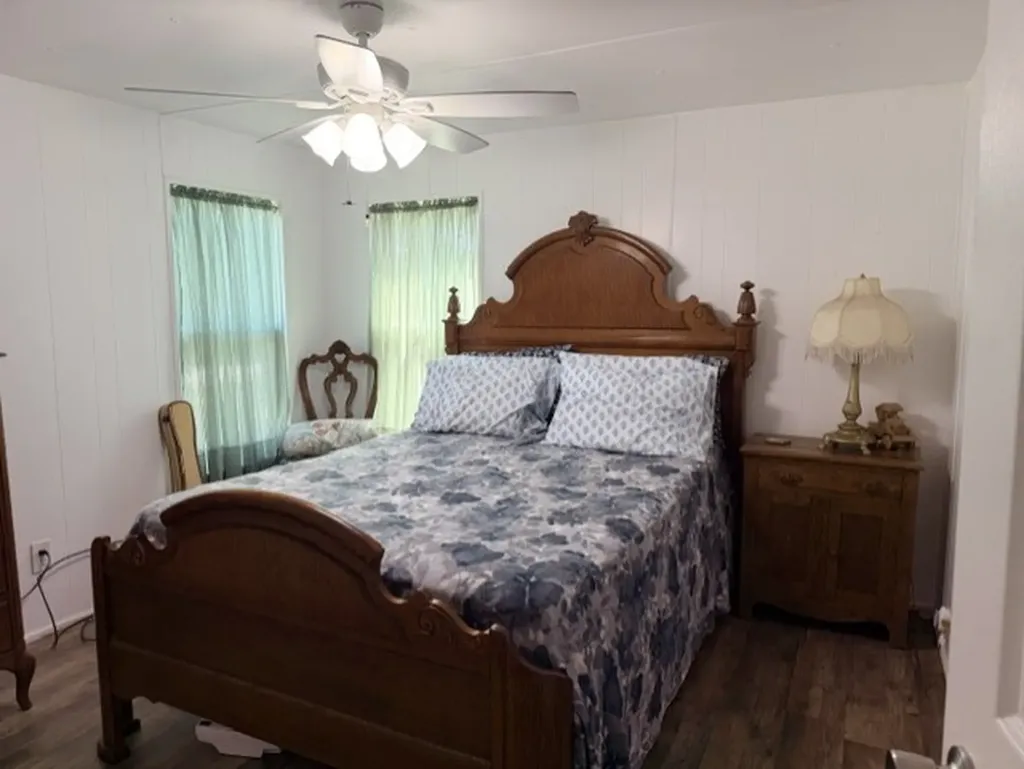 168 Catfish Trail Bowie TX 76230