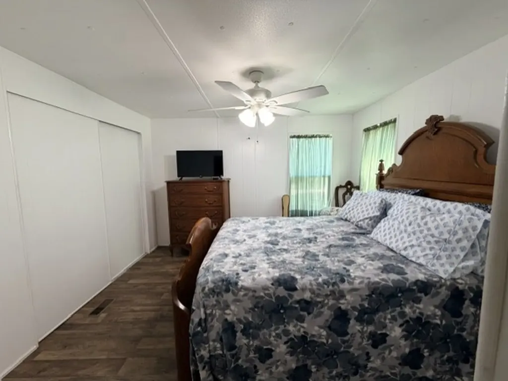168 Catfish Trail Bowie TX 76230