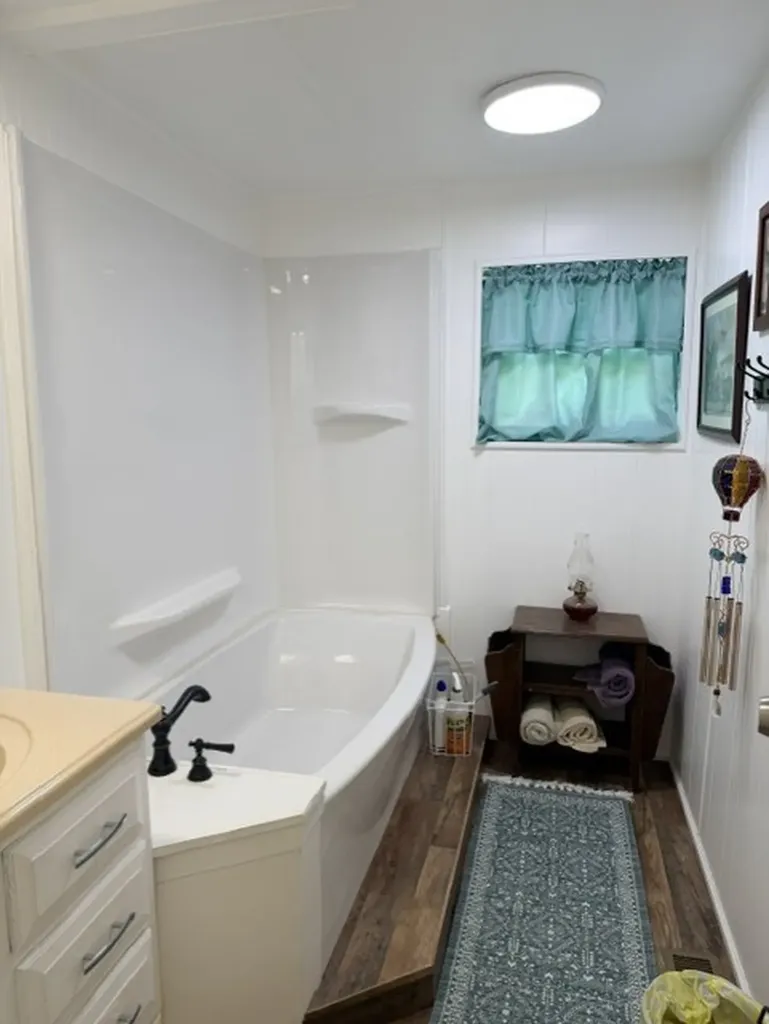 168 Catfish Trail Bowie TX 76230