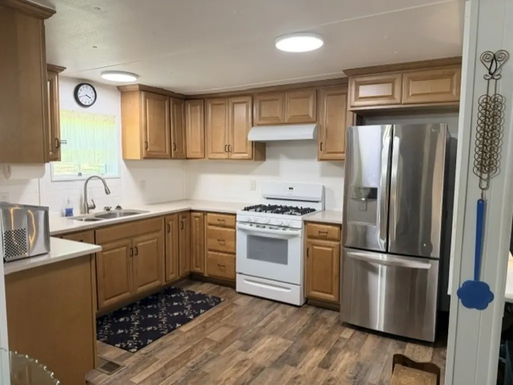 168 Catfish Trail Bowie TX 76230