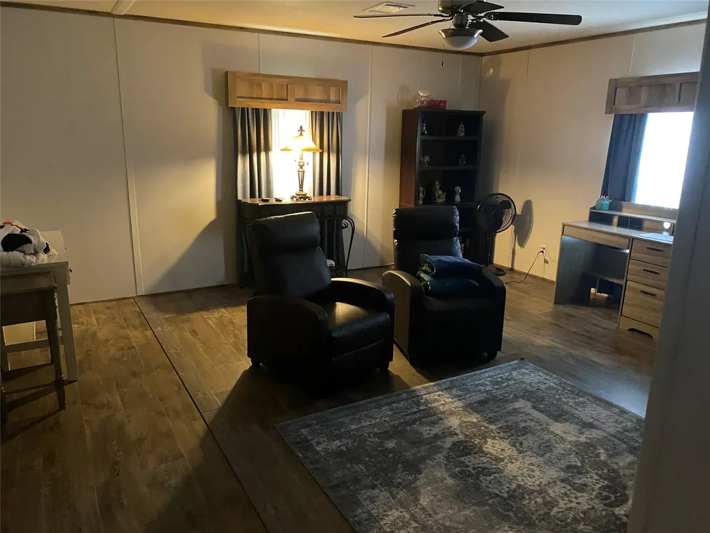 1366 Dogwood Trail Hawk Cove TX 75474