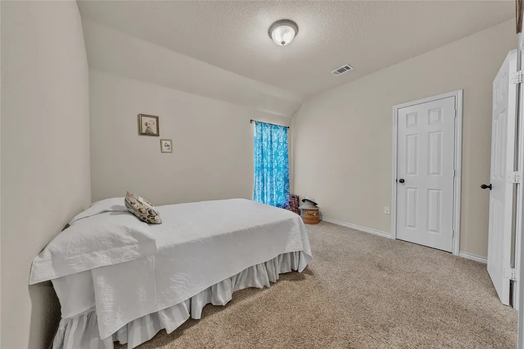 1321 Lauren Lane Granbury TX 76048