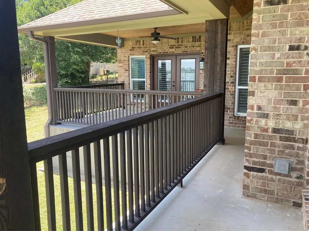 108 The Lee Way Gun Barrel City TX 75156