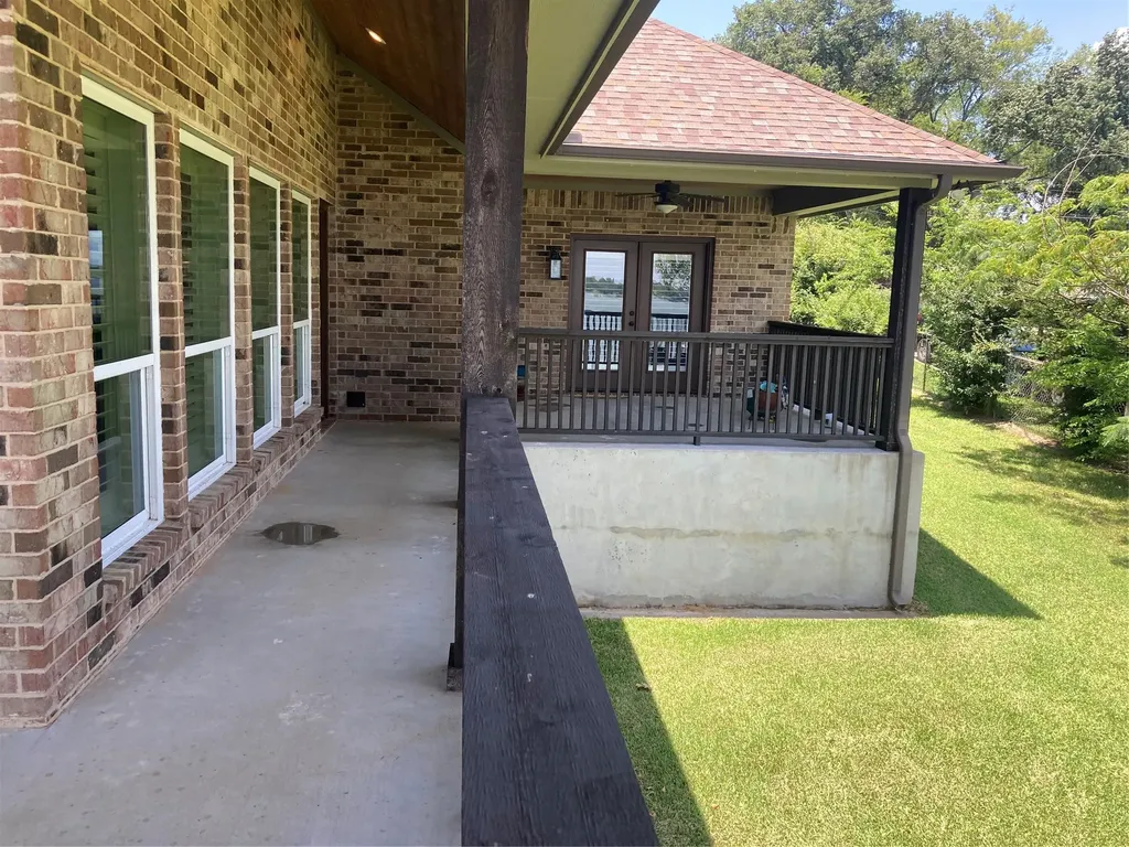 108 The Lee Way Gun Barrel City TX 75156