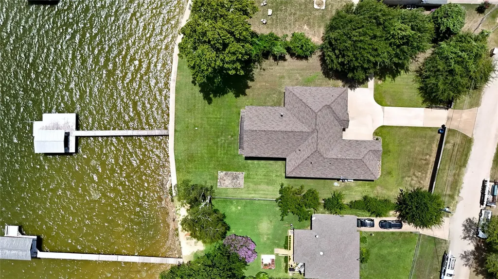 108 The Lee Way Gun Barrel City TX 75156
