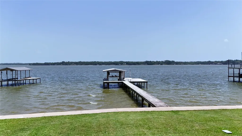 108 The Lee Way Gun Barrel City TX 75156