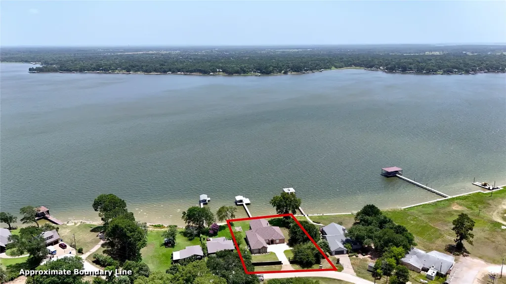 108 The Lee Way Gun Barrel City TX 75156
