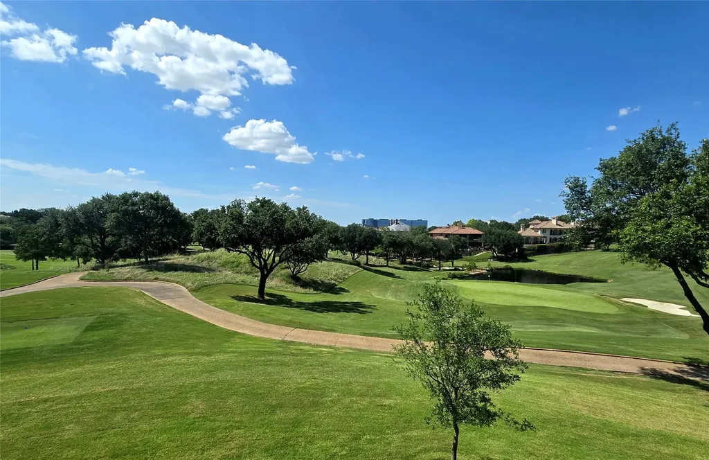 320 N O Connor Ridge Boulevard Irving TX 75038