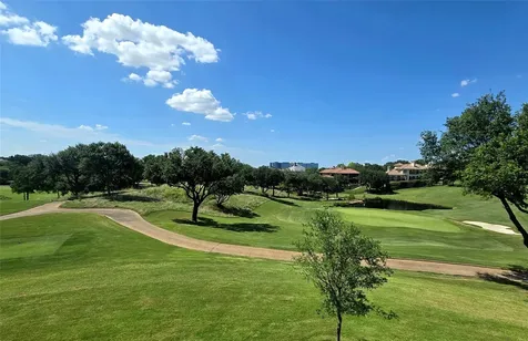 320 N O Connor Ridge Boulevard Irving TX 75038