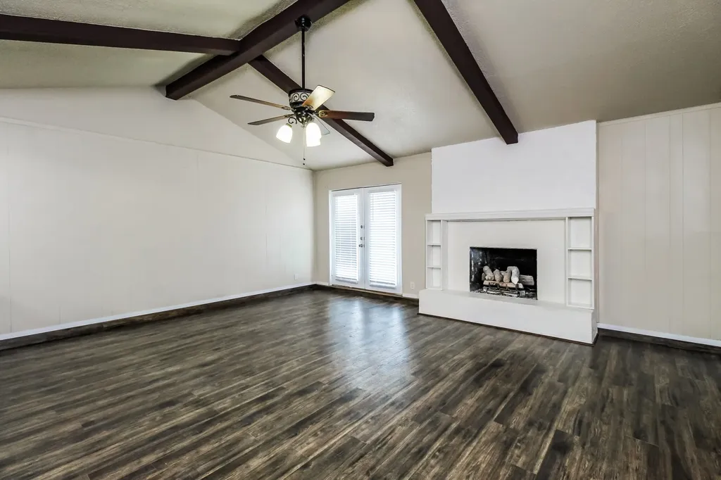 2509 E Williamsburg Manor Arlington TX 76014