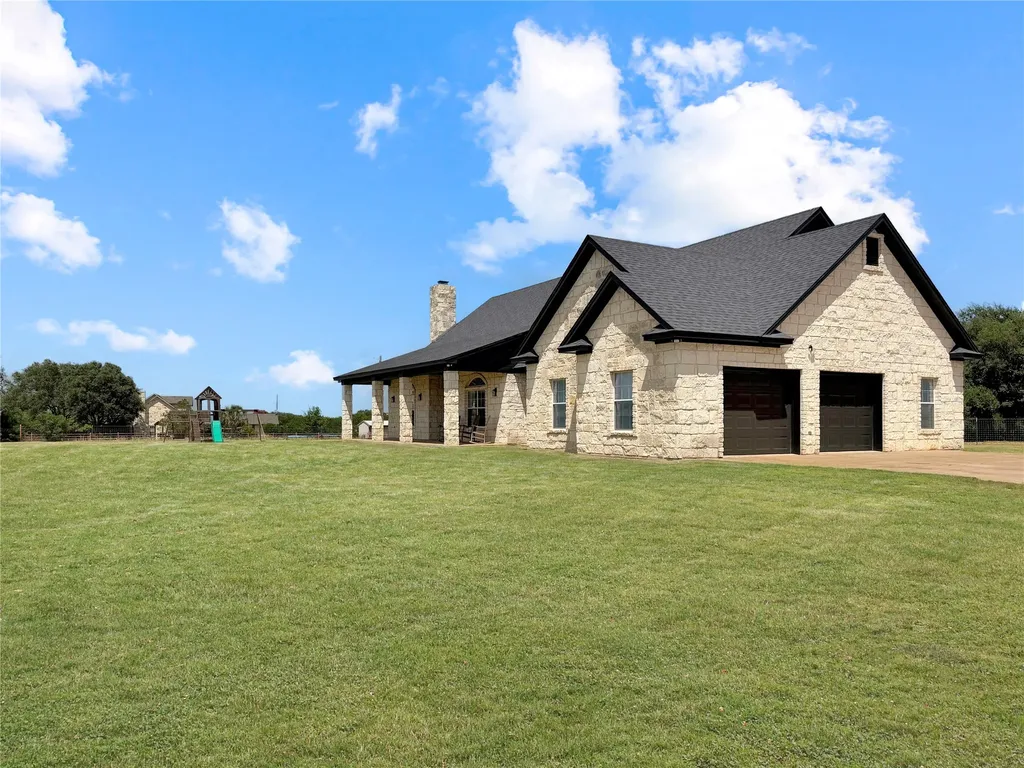 1008 Bosque Ridge Road Crawford TX 76638