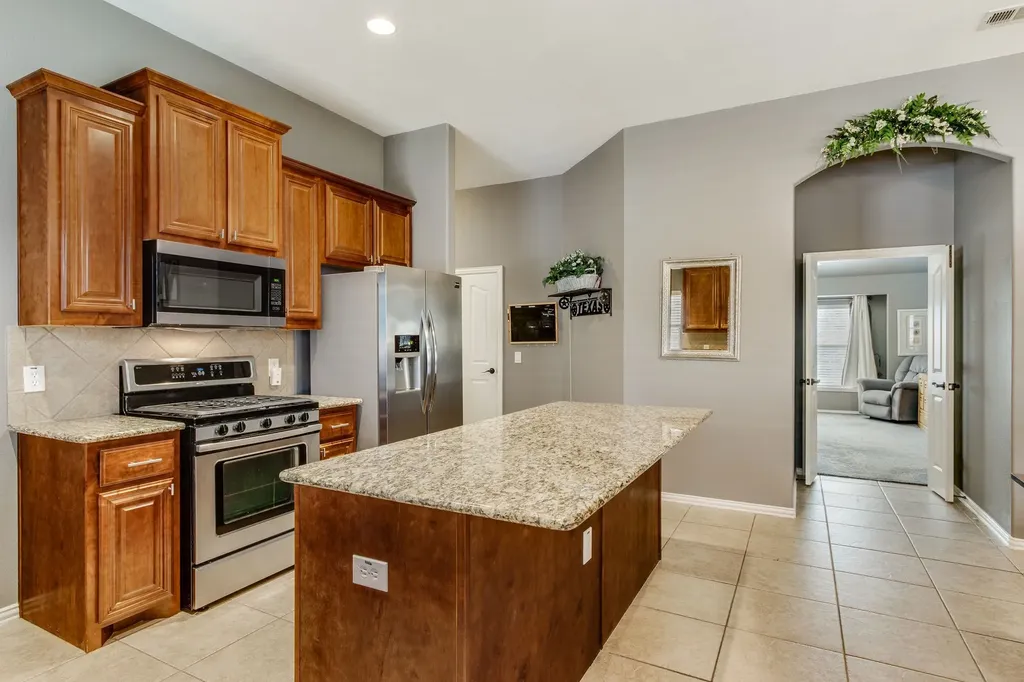 1120 Ainsworth Drive Anna TX 75409