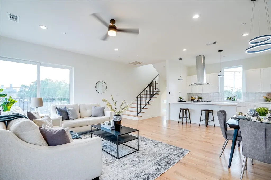 1612 Bennett Avenue Dallas TX 75206