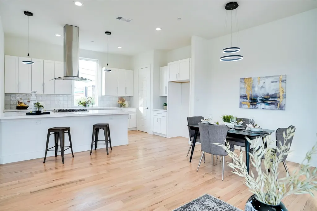 1612 Bennett Avenue Dallas TX 75206
