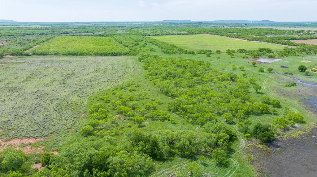 7416B Highway 84 Lawn TX 79530