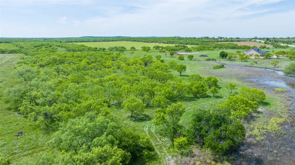 7416B Highway 84 Lawn TX 79530