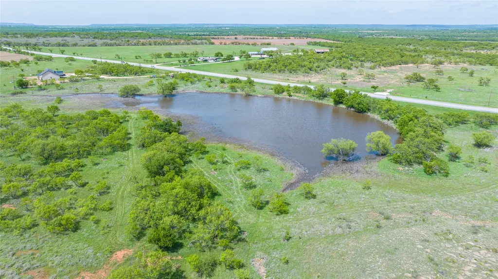 7416B Highway 84 Lawn TX 79530