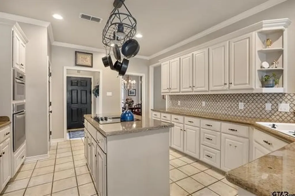 1413 Holly Creek Drive Tyler TX 75703